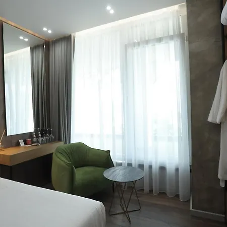 Отель Ap Boutique Влёра