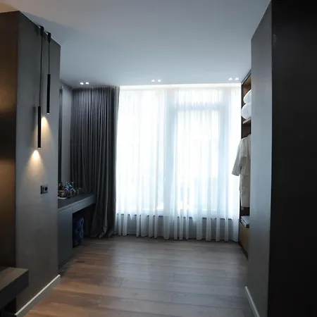 Ap Boutique 4*